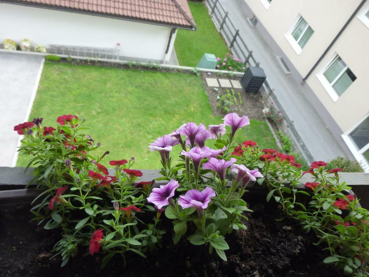 Pension Zu Hause อุทเทนดอร์ฟ ภายนอก รูปภาพ